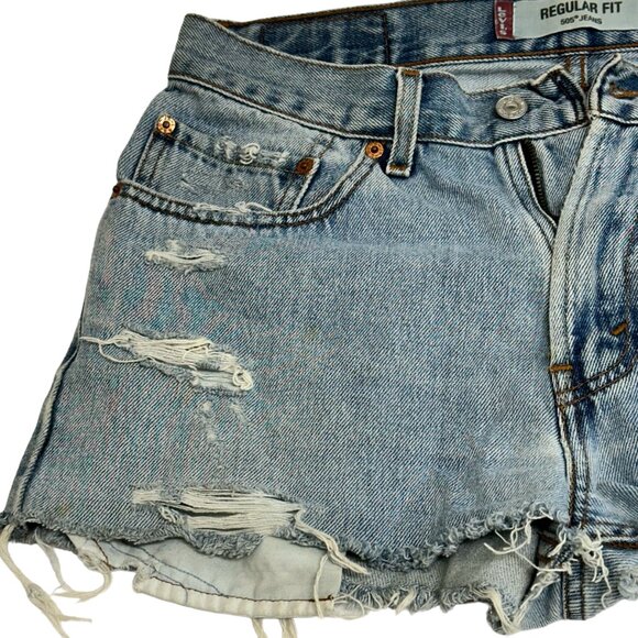 Vintage Levi's 505 Light Wash Distressed Shorts, Petros Vintage, Size 32 - Picture 9 of 10